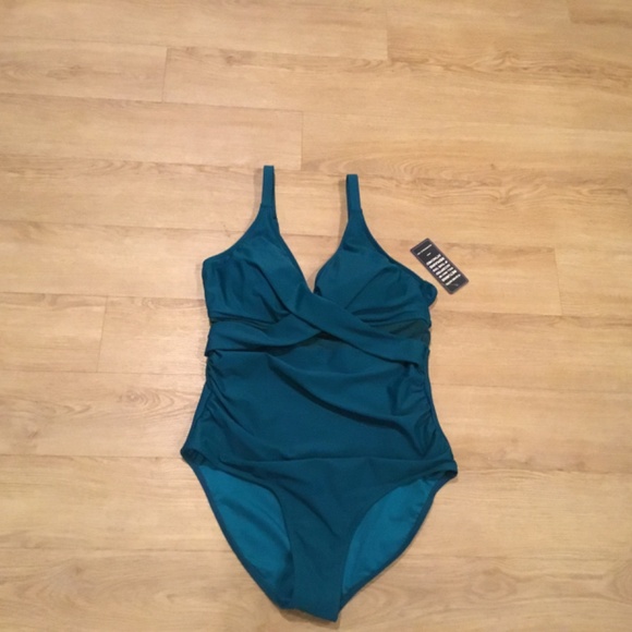 Women’s Modest Mesh Tummy Control Slimming One Piece Bathing Suit - Picture 4 of 6